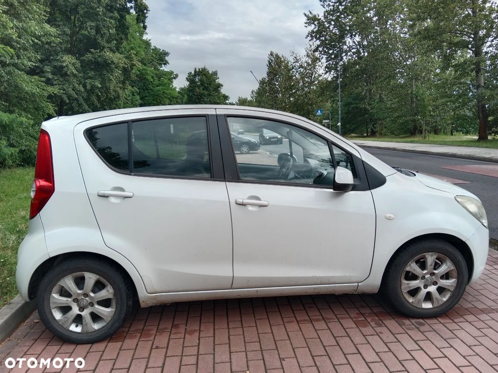 Opel Agila 2010 photo 2