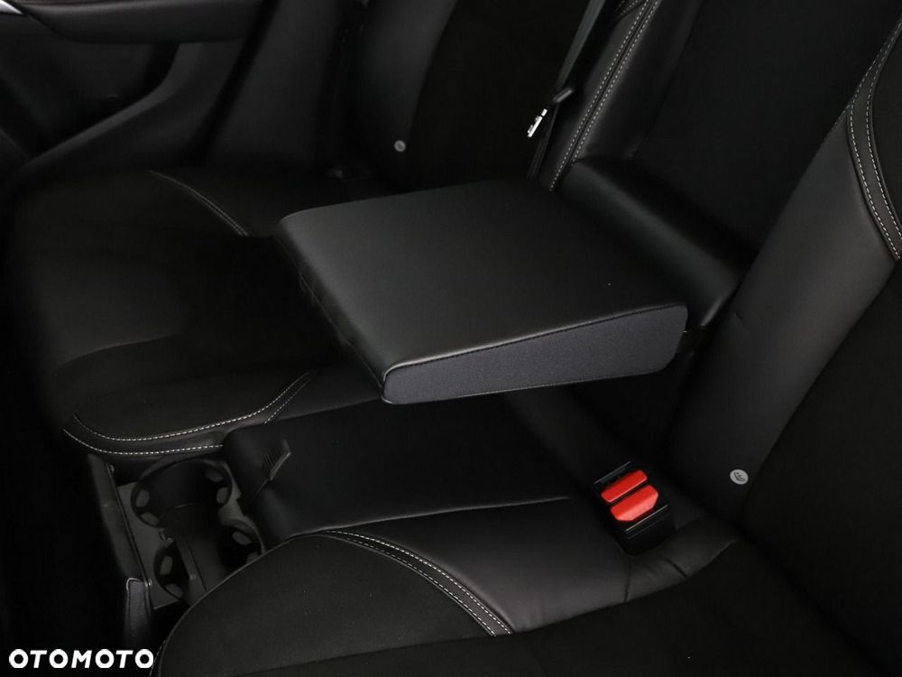 Volvo V40 T3 RDesign - 34