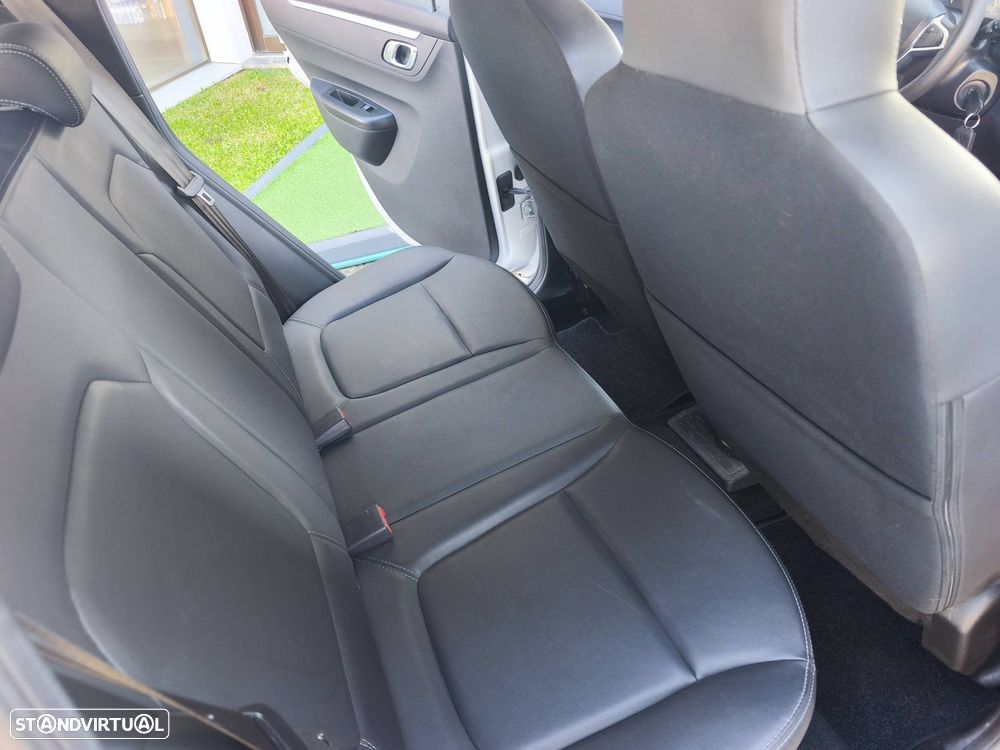 Dacia Spring Comfort Plus - 11