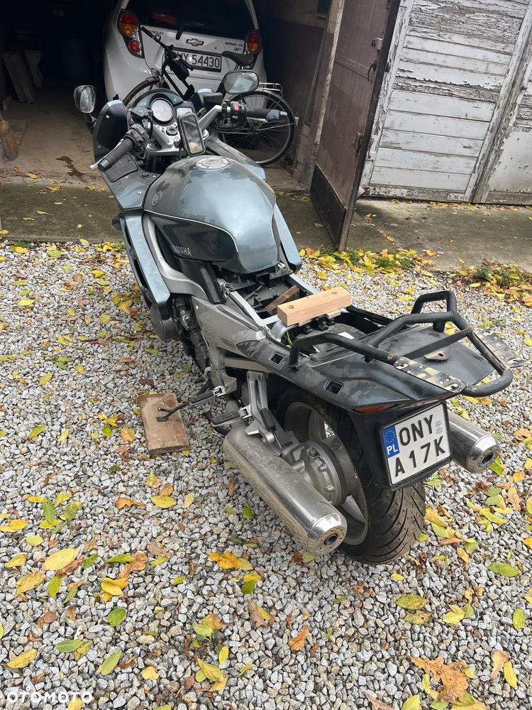 Yamaha FJR - 2