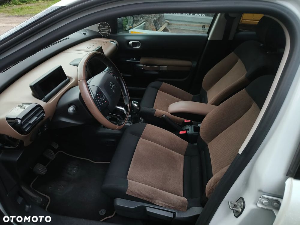 Citroën C4 Cactus - 22