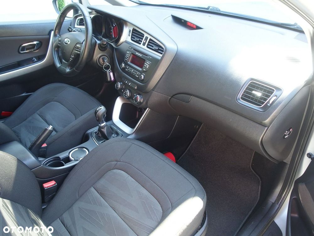 Kia Ceed 1.4 M - 11