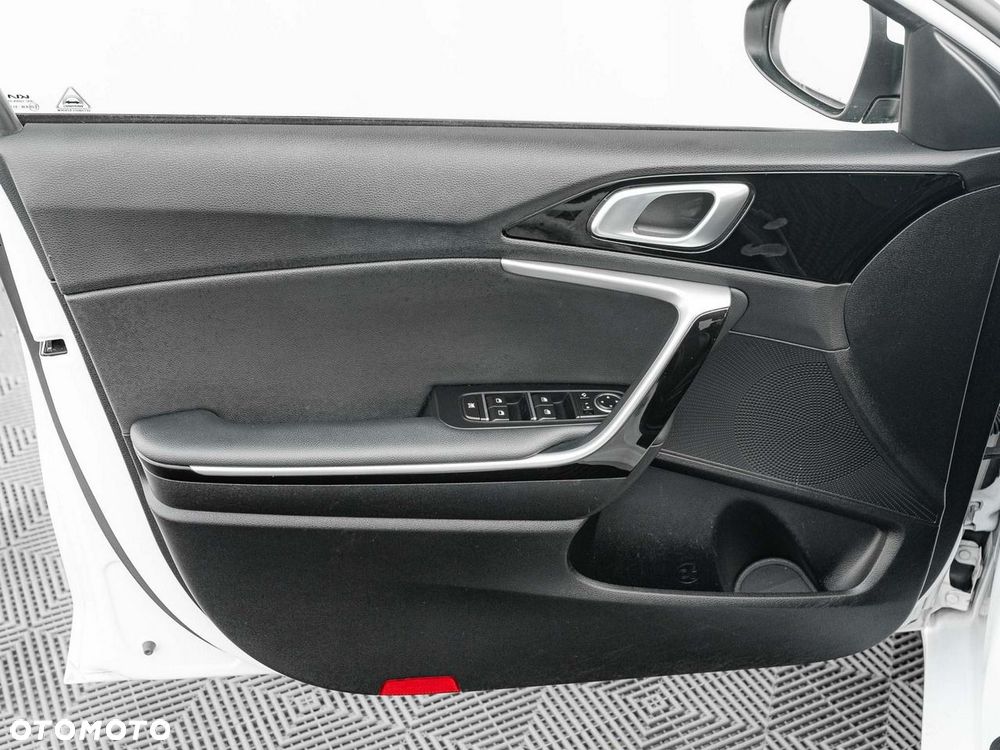 Kia Ceed 1.0 T-GDI L - 11