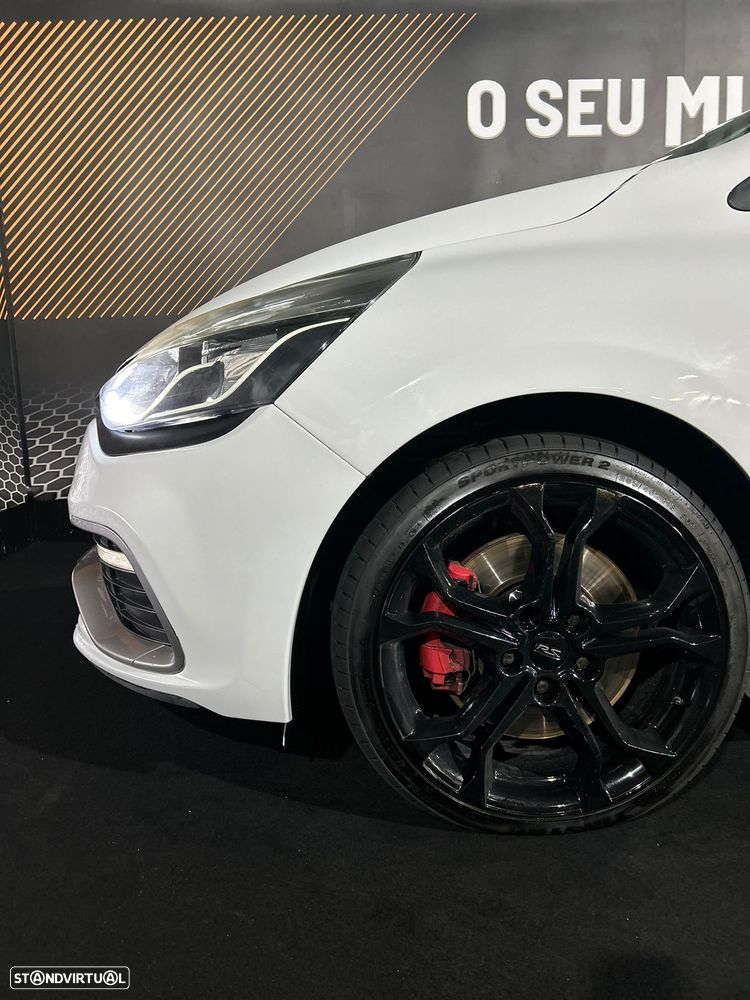 Renault Clio 1.6 T RS EDC - 9
