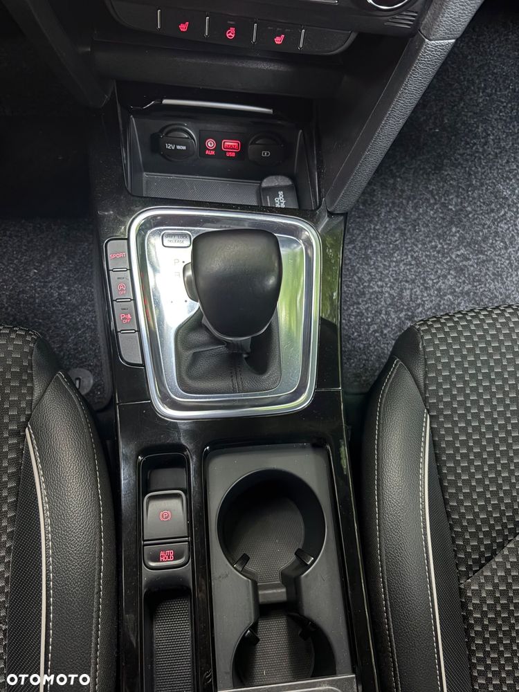 Kia Ceed 1.4 T-GDI L Business Line Plus DCT - 14