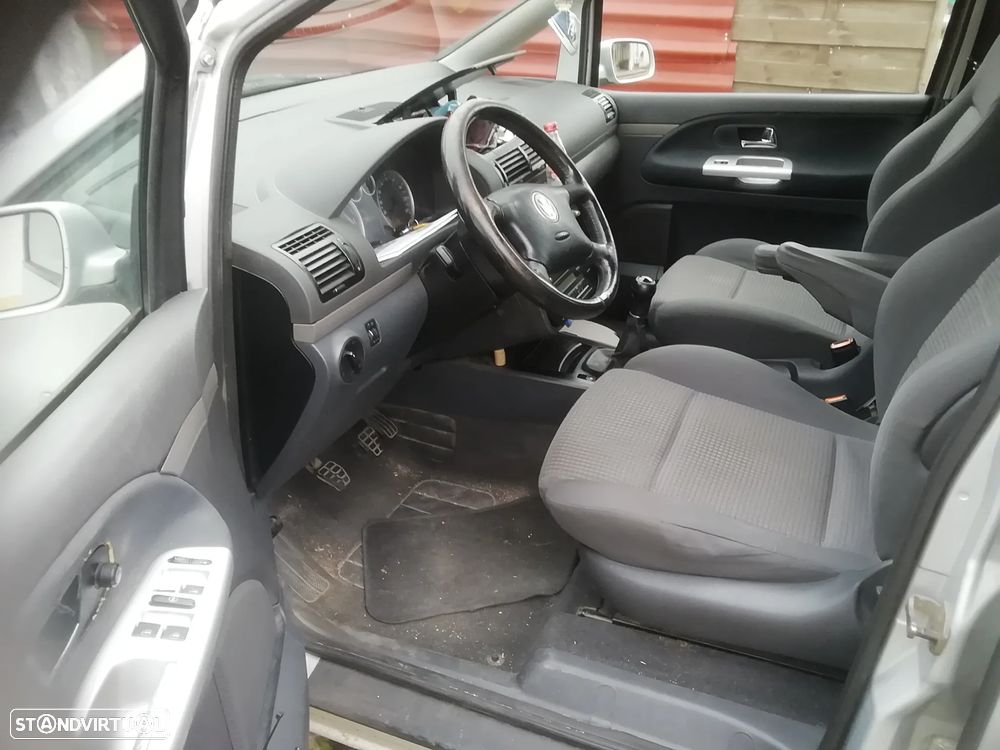 VW Sharan 1.9 TDI - 4