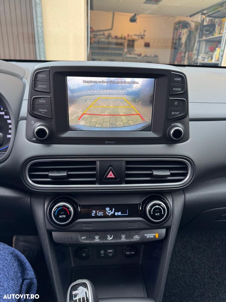 Hyundai KONA 1.0 T-GDI Intro - 10