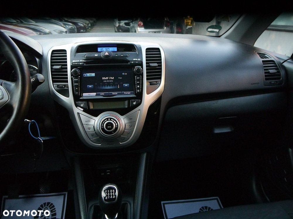 Hyundai ix20 1.6 Premium - 18