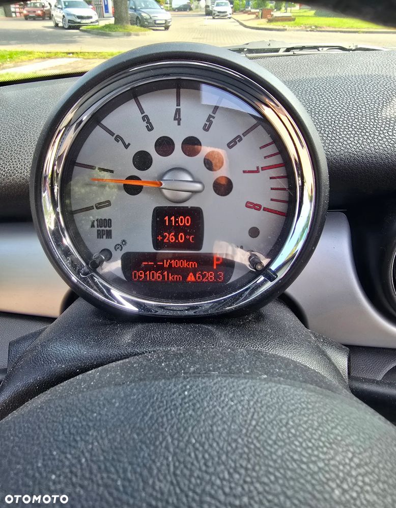 MINI Cooper Standard - 11