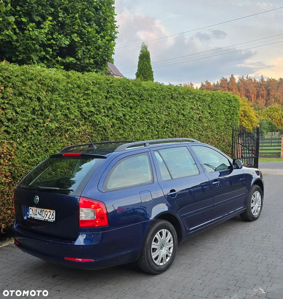 Skoda Octavia 1.6 Combi Classic - 3