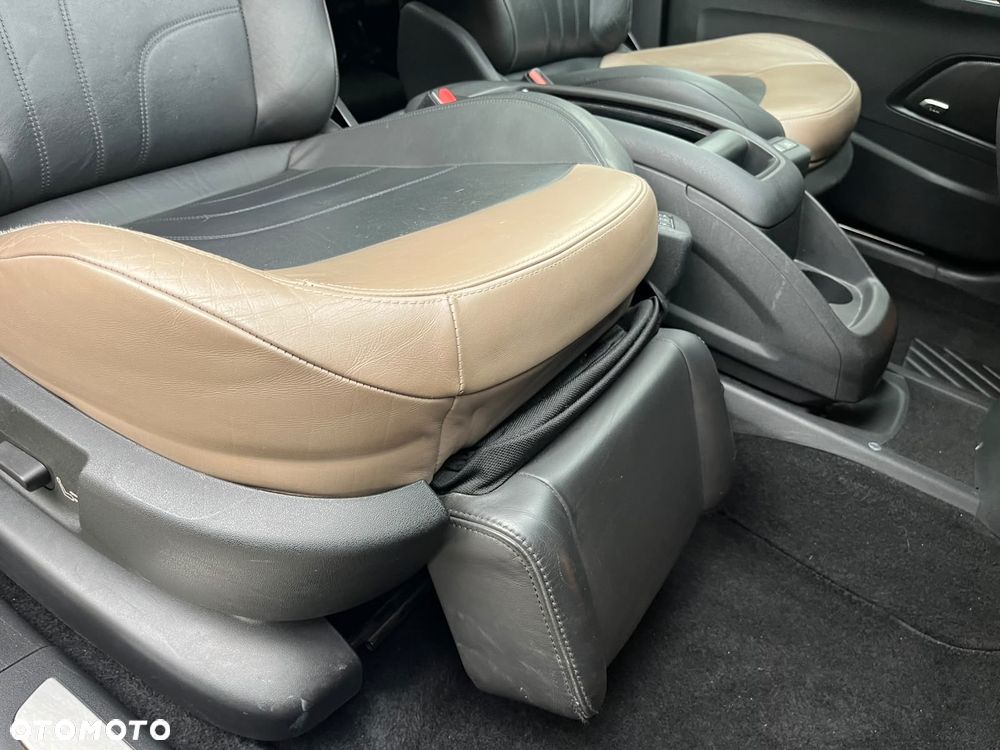 Citroën C4 Picasso BlueHDi 150 EAT6 Exclusive - 18