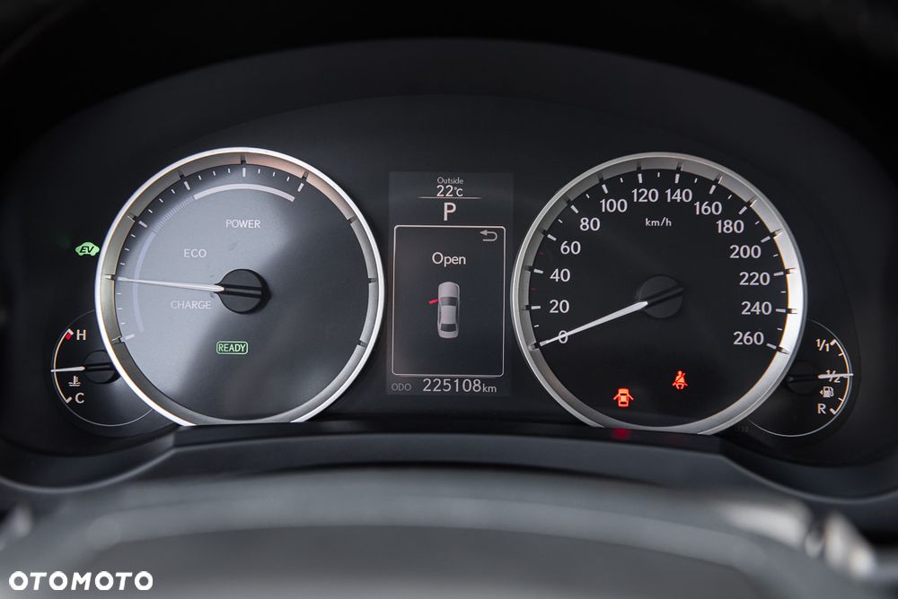 Lexus IS Luxury Line - 18