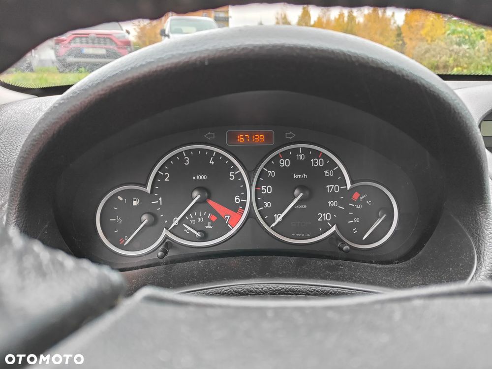 Peugeot 206 - 5