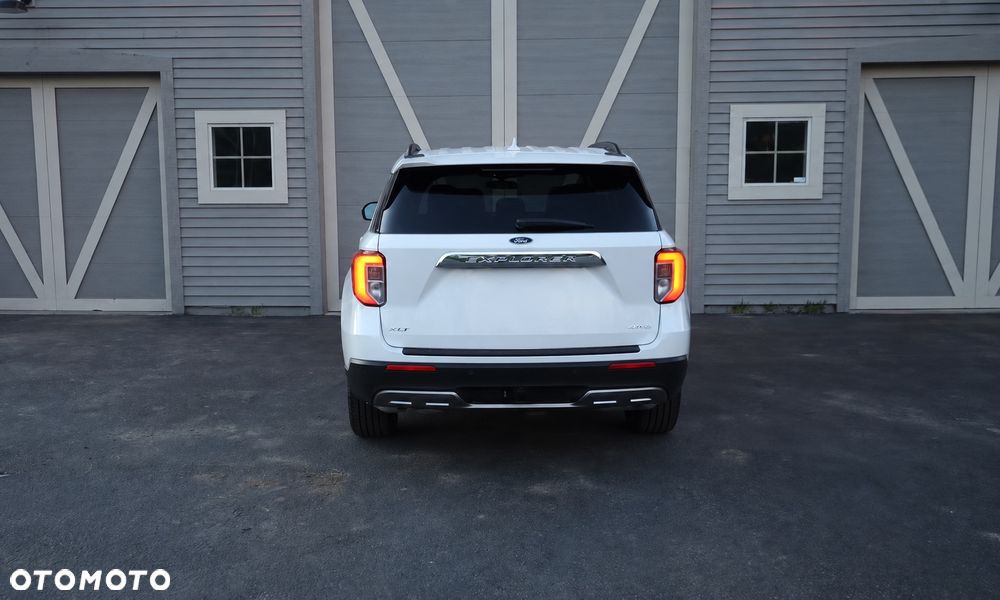 Ford Explorer EcoBoost Plug-in Hybrid PLATINUM - 3