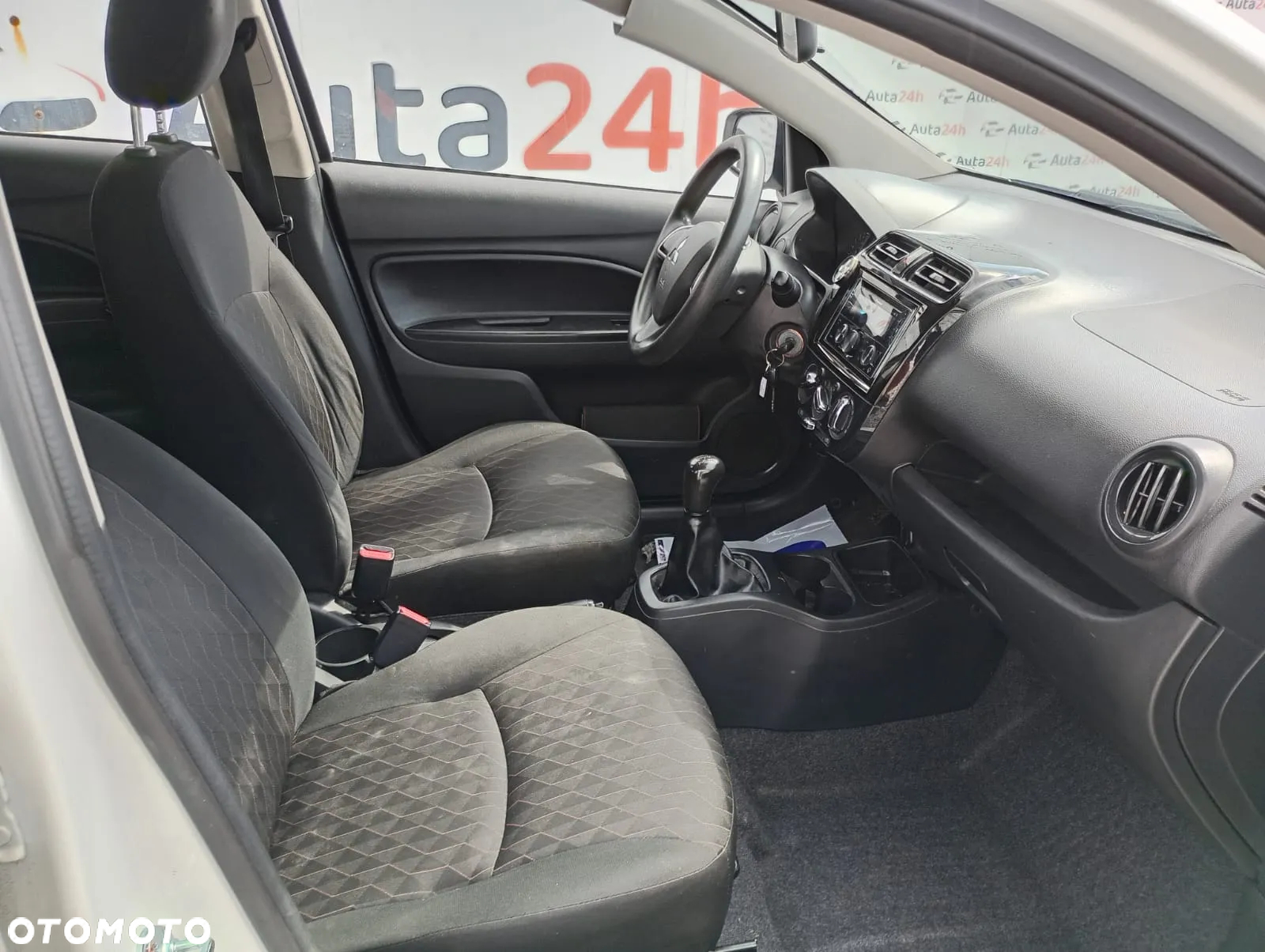 Mitsubishi Space Star 1.2 - 12