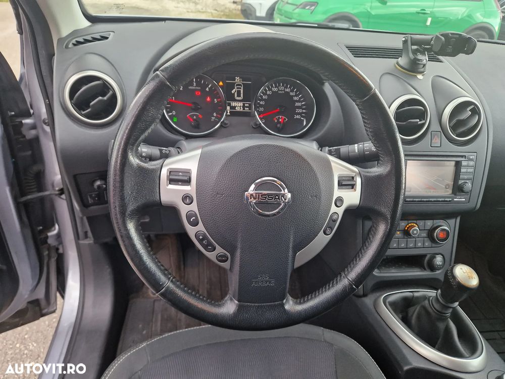 Nissan Qashqai 1.6 DCI ALL-MODE 4x4i ACENTA - 10