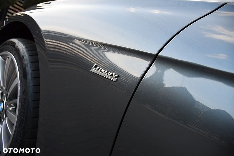 BMW Seria 3 320d xDrive Edition Luxury Line Purity - 36