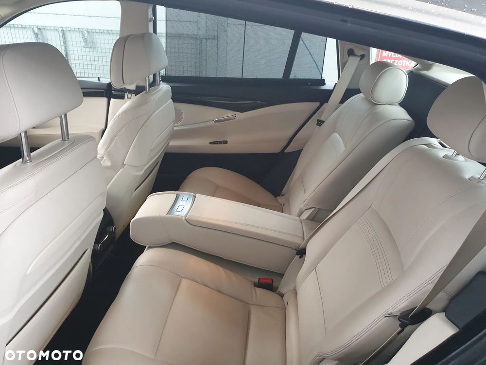BMW 5GT 550i Luxury Line - 11