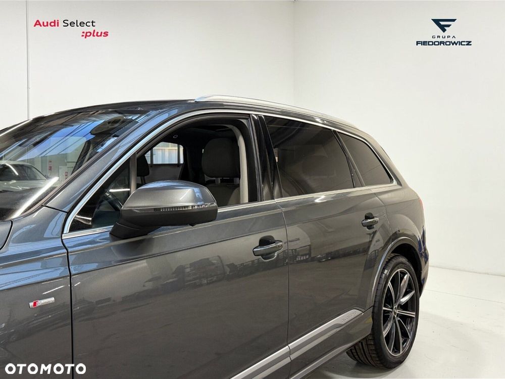 Audi Q7 - 11