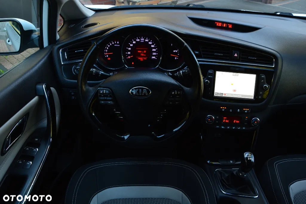 Kia Ceed 1.4 L Business Line Plus - 9