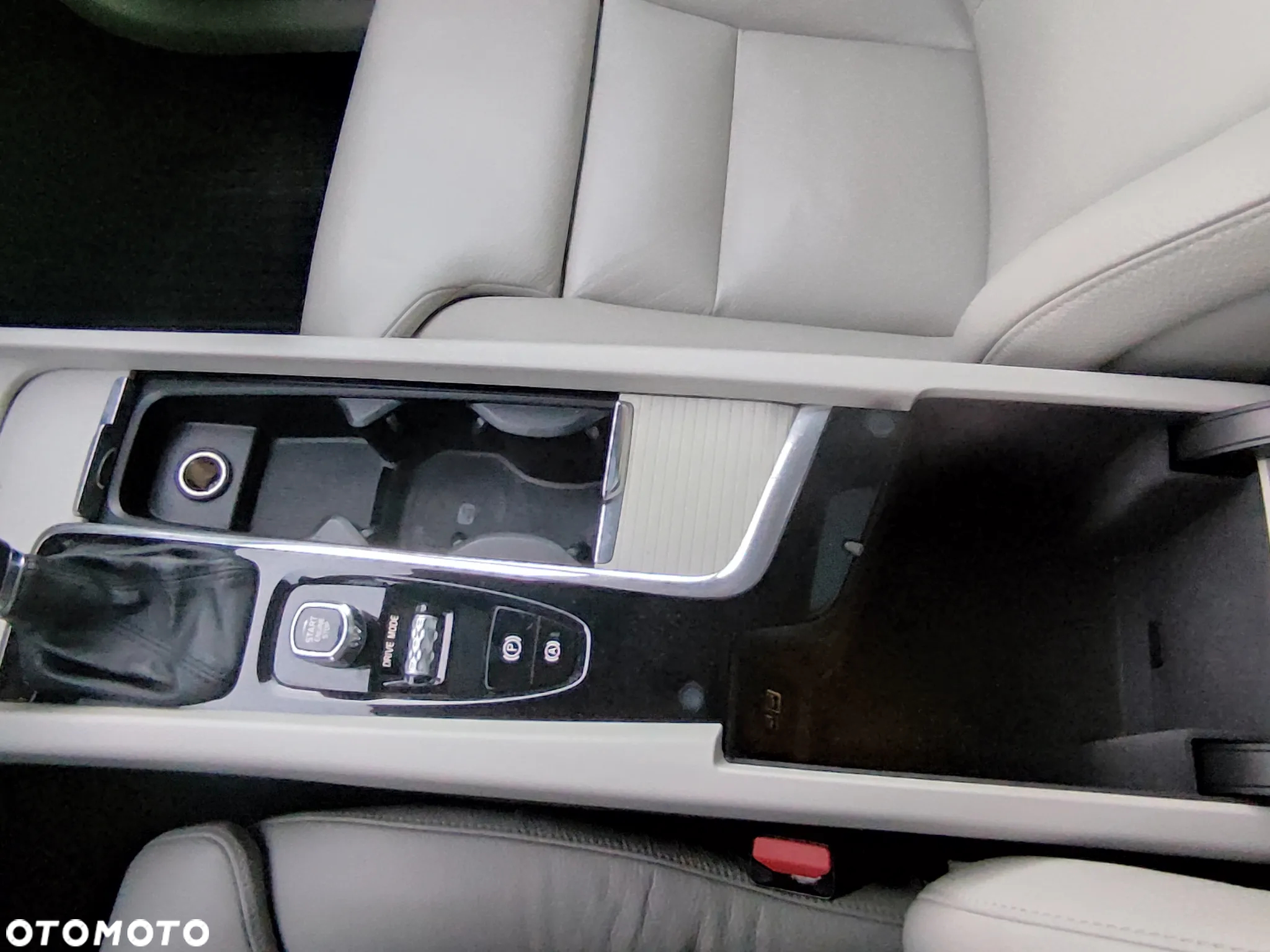 Volvo XC 60 - 21