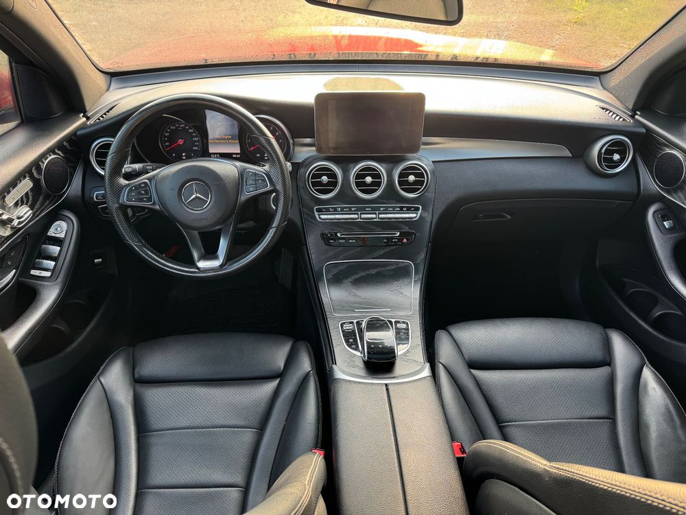 Mercedes-Benz GLC 300 4Matic 9G-TRONIC - 8