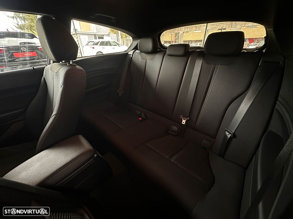 BMW 116 d EfficientDynamics - 9