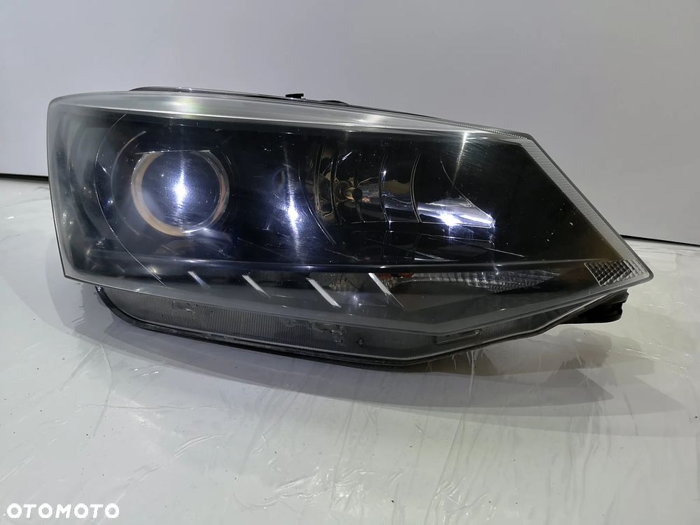 Lampa Prawa Skoda FABIA III 6V1 Soczewka Zwykła Led Przed Lift Przód Przednia - 4