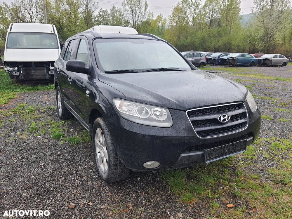 Dezmembrez hyundai santa fe 2.2 cdti an 2009,motor fara anexe - 1