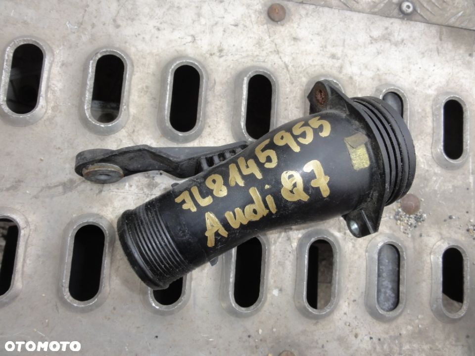 RURA PRZEWÓD POWIETRZA AUDI Q7 728145955