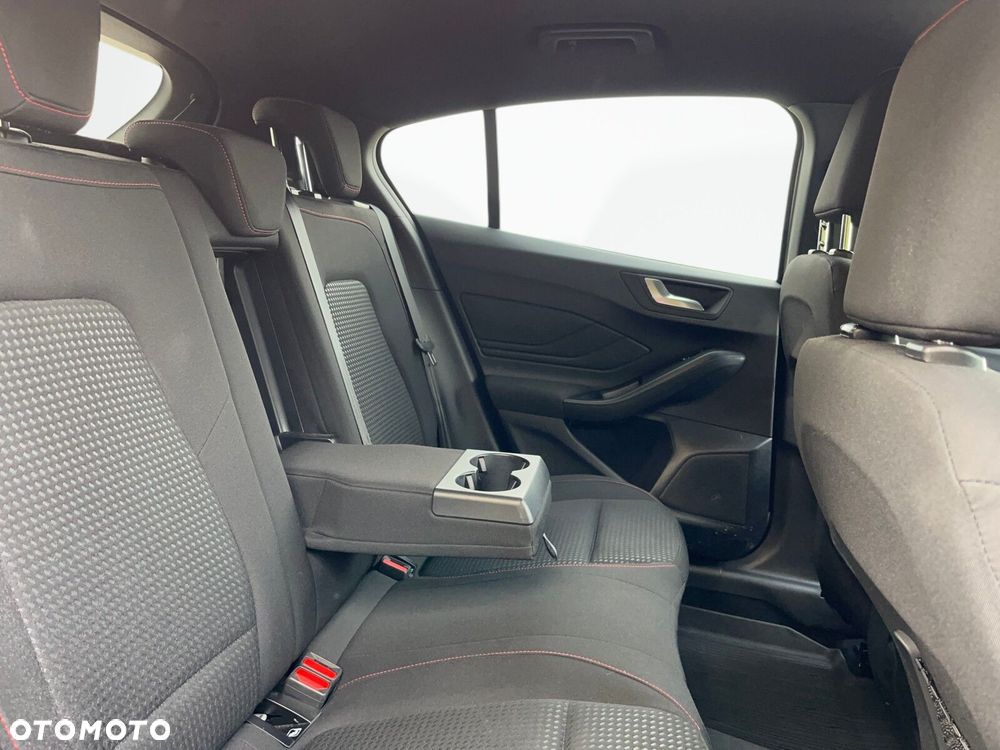 Ford Focus - 19