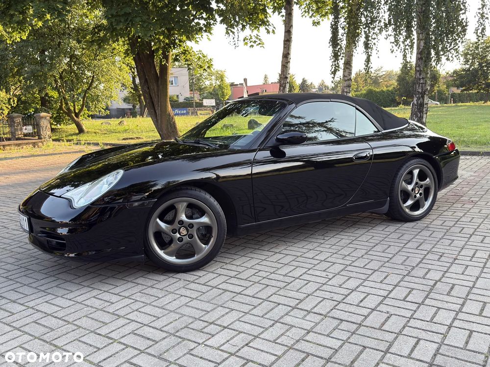 Porsche 911 Carrera - 3