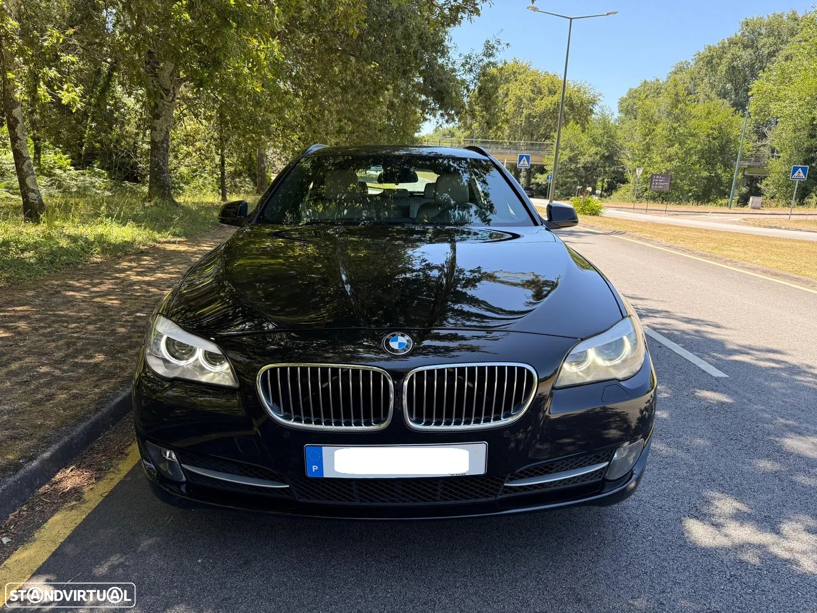 BMW 530 d xDrive Touring Aut. Luxury Line - 2