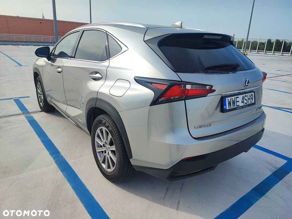 Lexus NX 300h Elegance AWD - 4