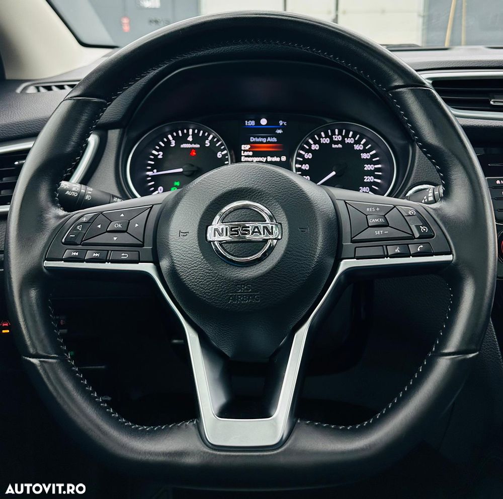 Nissan Qashqai 1.3 DIG-T DCT TEKNA - 32