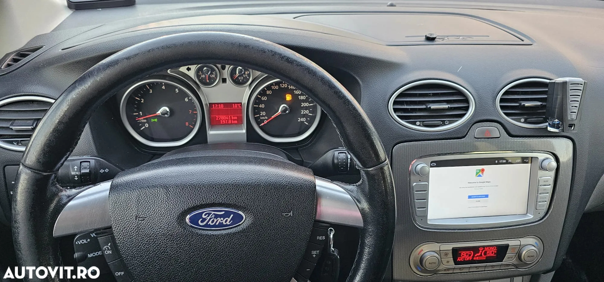 Ford Focus 2.0i Titanium - 8