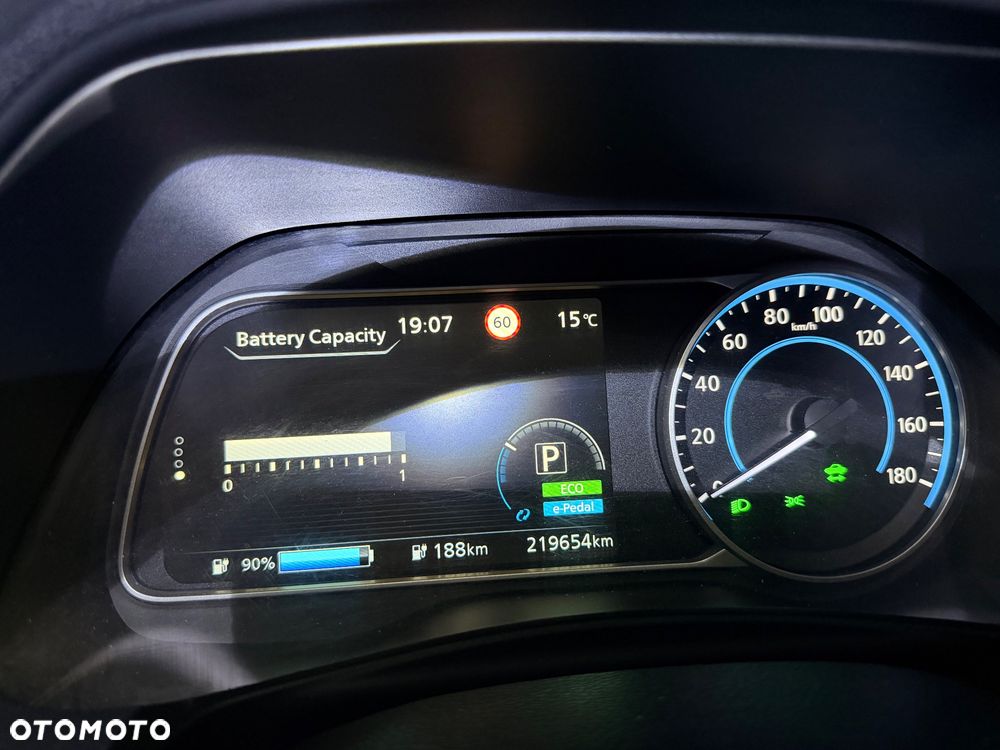 Nissan Leaf 2018 photo 5
