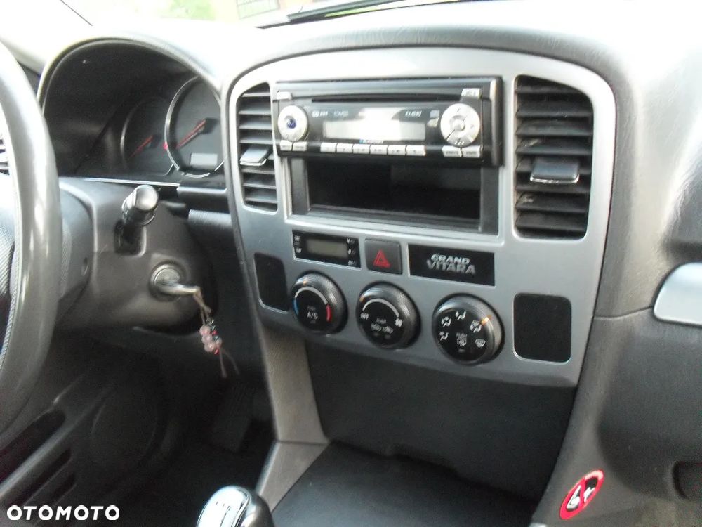 Suzuki Grand Vitara 2.0 HDi - 15