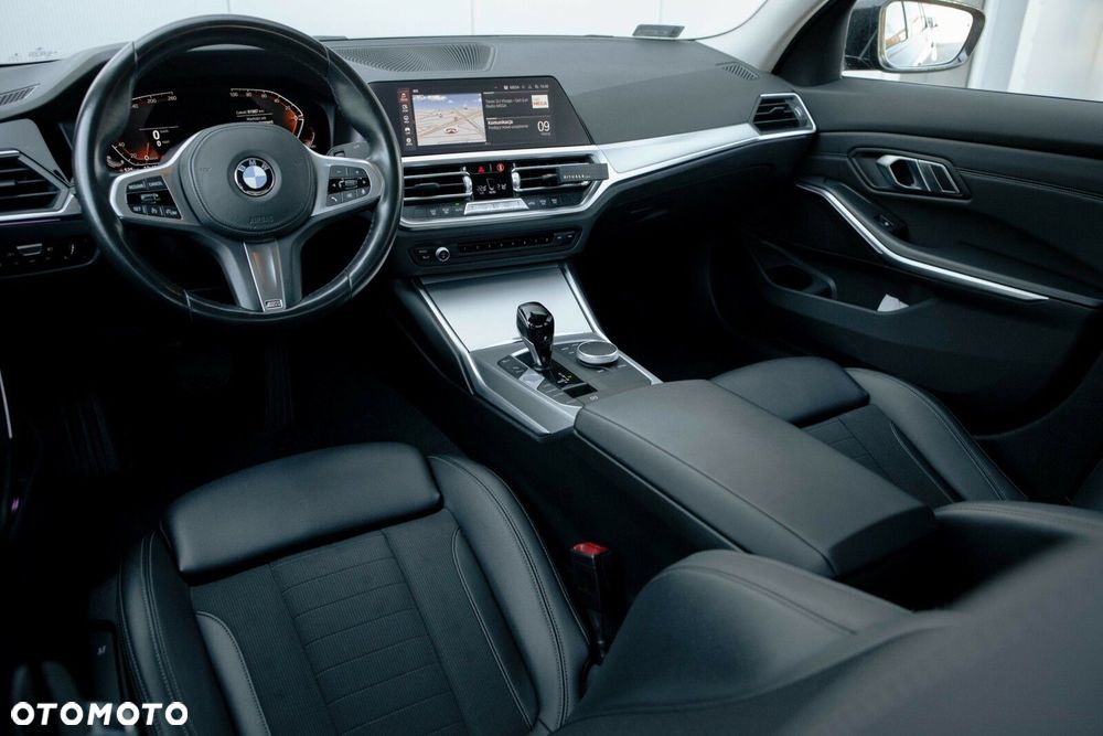 BMW Seria 3 - 22