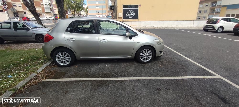 Toyota Auris 1.4 D-4D Sol - 6