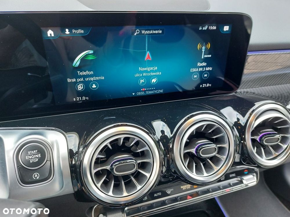 Mercedes-Benz GLB - 26