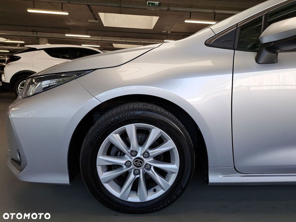 Toyota Corolla 1.8 Hybrid Comfort - 38