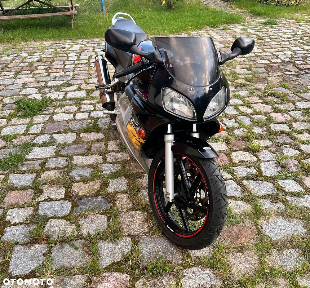 Honda NSR - 4