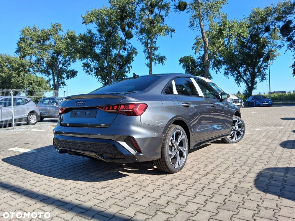 Audi A3 Limousine - 4