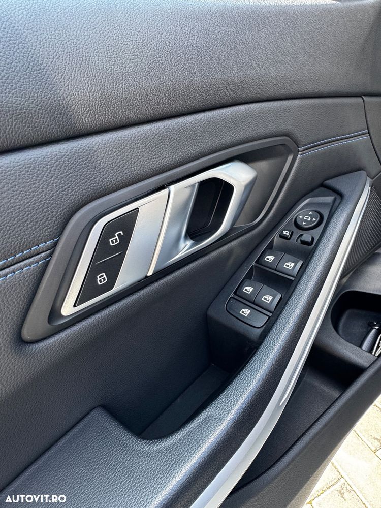 BMW Seria 3 330i xDrive Aut. M Sport - 14