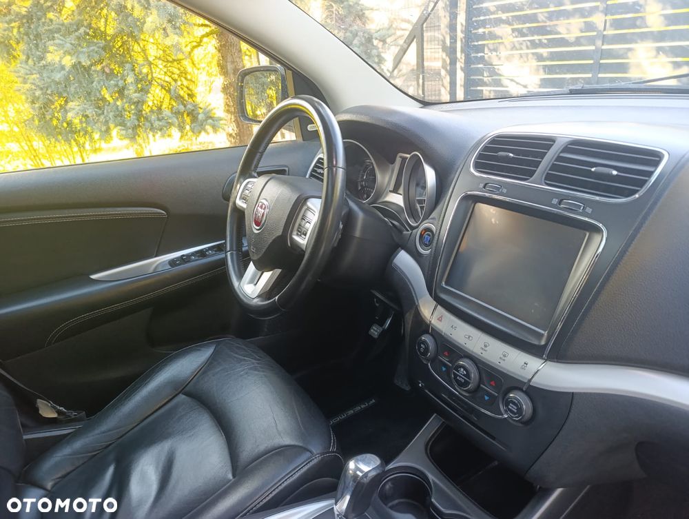 Fiat Freemont 2.0 Multijet 16V DPF Automatik Allrad Lounge - 13