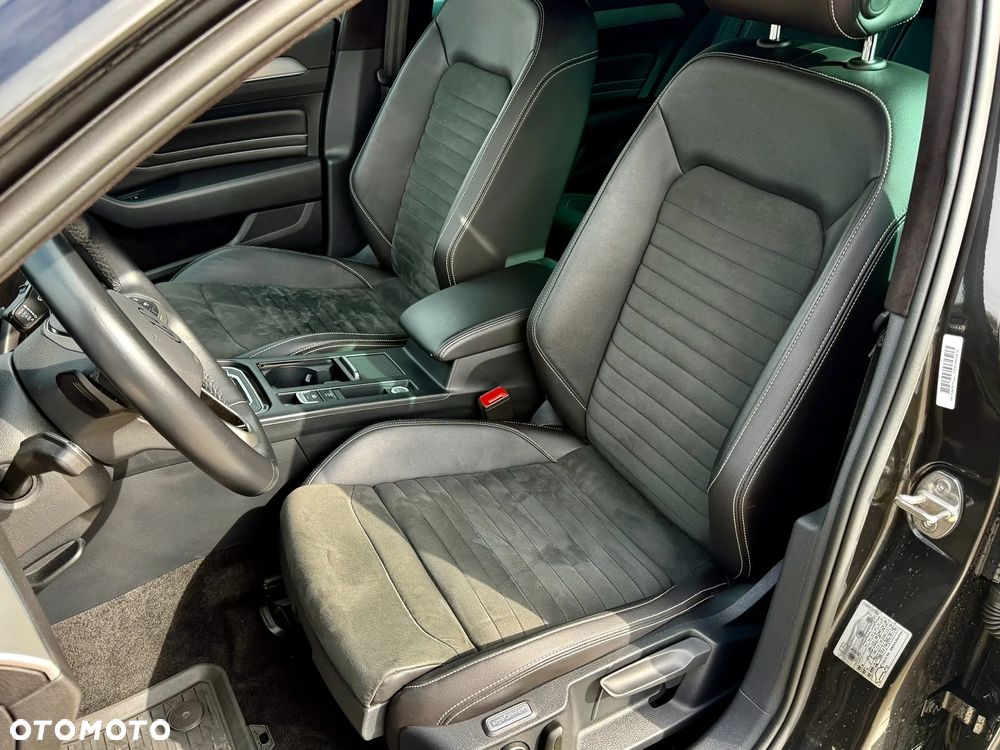 Volkswagen Passat 2.0 TDI EVO Elegance DSG - 12