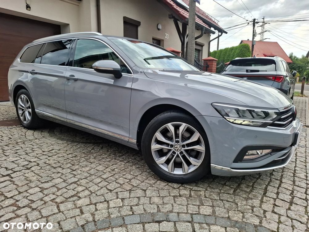 Volkswagen Passat Variant 1.5 TSI EVO Elegance DSG - 13