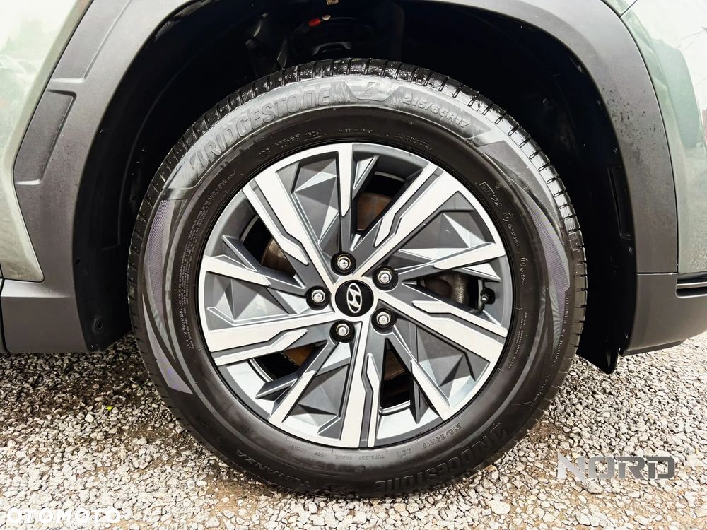 Hyundai Tucson 1.6 T-GDi HEV Executive 2WD - 11