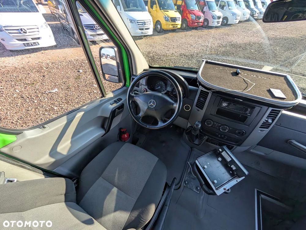 Mercedes-Benz Sprinter 516 - 16